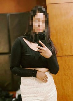 Zuvvi Independent Cam and Meet - escort in Mumbai Photo 1 of 3