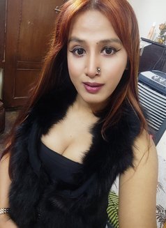 Nia Percy - Transsexual డొమినేట్రిక్స్ in New Delhi Photo 1 of 6