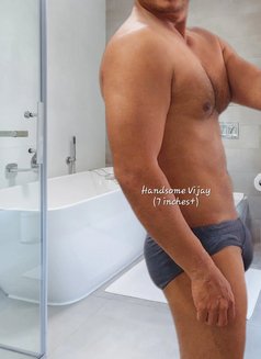 Handsome Vijay (7 Inches+) - Male escort in Ahmedabad Photo 2 of 9