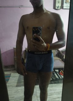 Harsh Tomar - Male adult performer in New Delhi Photo 3 of 4