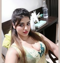 Riya Kapoor Delhi Escort - escort in New Delhi Photo 3 of 8