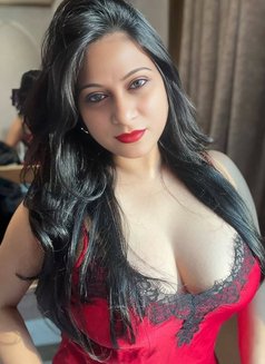 Riya Kapoor Delhi Escort - escort in New Delhi Photo 5 of 8