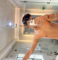Darsh elite companion/escort - Male एस्कॉर्ट in Mumbai Photo 4 of 5