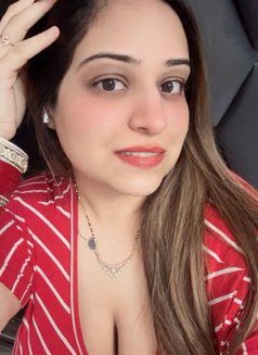 Aanchal Big Booby🥰 - ఎస్కార్ట్ in Bangalore Photo 2 of 7