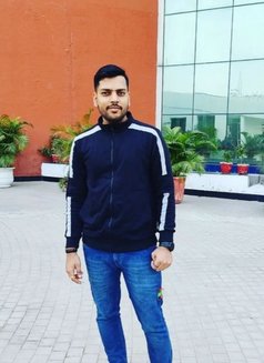 Noida Wala Ghoda - Male এস্কর্ট in New Delhi Photo 1 of 1
