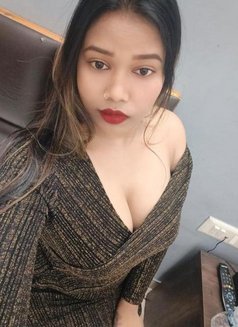 HIGH PROFILE INDEPENDENT ESCORT DOORSTOP - एस्कॉर्ट in Bangalore Photo 4 of 6