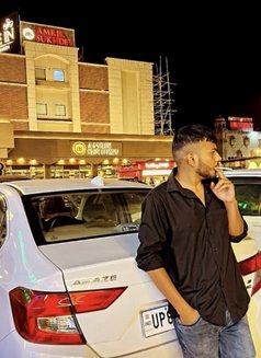 Stark - Male escort in Noida Photo 1 of 3