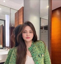 उत्साही, जिज्ञासू आणि मैत्रीपूर्ण Alisha - escort in Pune