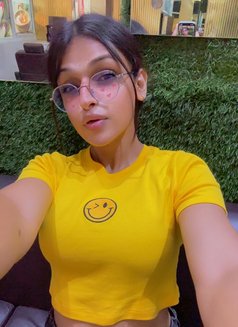 Anvi - escort in Bangalore Photo 1 of 5