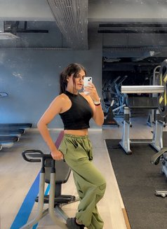 Anvi - escort in Bangalore Photo 3 of 5