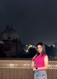 Kriti - எஸ்கார்ட் in New Delhi Photo 1 of 3
