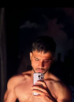 Hamzihamzi - Male escort in Hyderabad Photo 2 of 4
