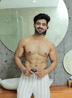Aarav Jaat - Male escort in New Delhi Photo 2 of 3