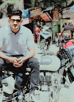 Aarav Maavi - Male escort in New Delhi Photo 1 of 1