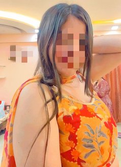 Kiara Malhotra - escort in Chennai Photo 4 of 4