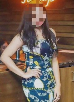 Yukti - escort in Mumbai Photo 3 of 4