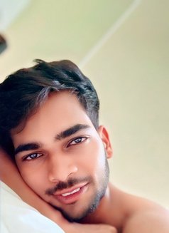 Karan 4 - Male এস্কর্ট in Lucknow Photo 6 of 10