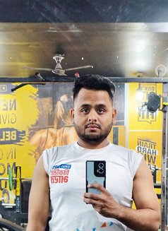 Logan - Male adult performer in Faridabad Photo 4 of 5