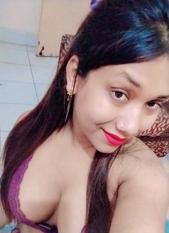 Srija - Transsexual escort in Kolkata Photo 1 of 13