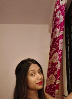 Srija - Transsexual escort in Kolkata Photo 8 of 13