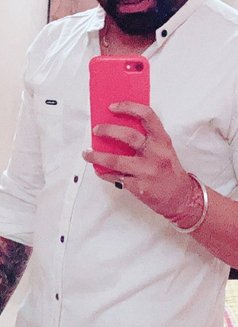 Keshav - Male escort in New Delhi Photo 3 of 3