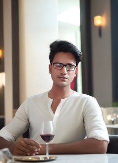 Versatile Male Escort for Elite Women - Male escort in Kolkata Photo 11 of 13