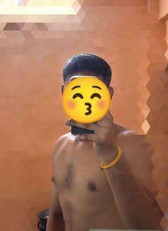 Yash Only for Female - Male escort in Mumbai Photo 3 of 7