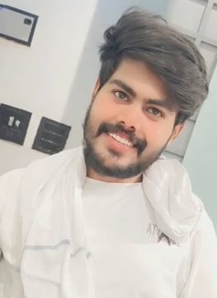 Yatinrao - Male escort in Gurgaon Photo 1 of 4
