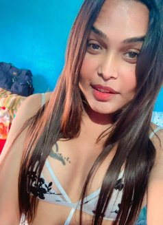 Lovely - Transsexual escort in New Delhi Photo 1 of 7