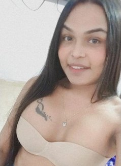Lovely - Transsexual escort in New Delhi Photo 6 of 7
