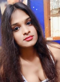 Riya - Transsexual एस्कॉर्ट in Chennai Photo 1 of 6