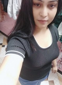 Sakshi Arora - escort in Pune Photo 1 of 3
