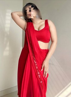 Real Meeting & Cam Show - எஸ்கார்ட் in Mumbai Photo 1 of 1