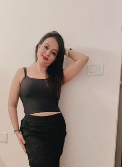 Aditi Real Meet and web cam - escort in Chennai Photo 1 of 4