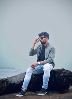 Aryan - Male escort in Bhubaneshwar Photo 1 of 8