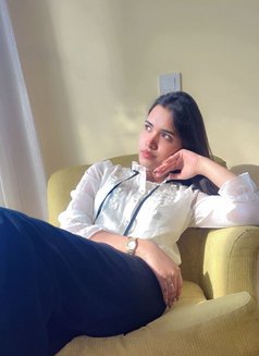Mistress Daisy - escort in New Delhi Photo 3 of 10