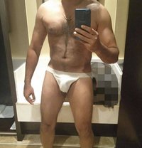 John Only 4 Females - Male massage in Mumbai
