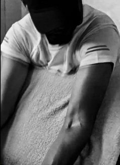 Akash - Male escort in Kolkata Photo 3 of 8