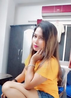 Muskan - escort in Kolkata Photo 2 of 4