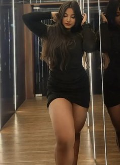 Amisha Escort Services - एस्कॉर्ट एजन्सी in New Delhi Photo 2 of 5