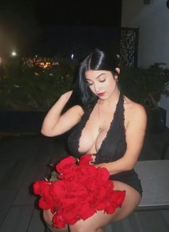 Amisha Escort Services - एस्कॉर्ट एजन्सी in New Delhi Photo 4 of 5