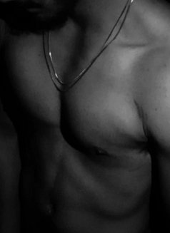 Hamza - Male escort in Hyderabad Photo 4 of 6