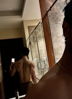 Siddharth - Male escort in Pune Photo 2 of 5
