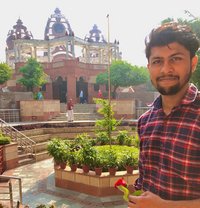 Lets Meet Harry - Male escort in Noida