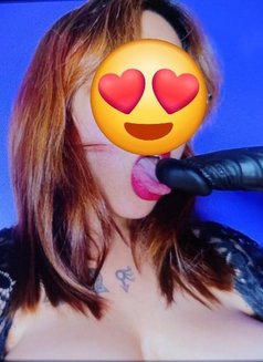 Sheena Sharma - escort in New Delhi Photo 5 of 6