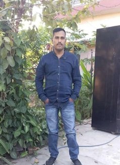 Sameerdewan - Male escort in New Delhi Photo 1 of 1