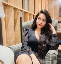 Bangalore Best Real Meet & Cam Show - మసాజ్ in Bangalore Photo 1 of 2