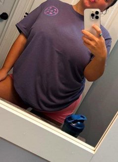 Only genuine person can ping me - escort in Mumbai Photo 2 of 2