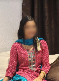 Independent Escorts Service 100% Genuine - एस्कॉर्ट in Bangalore Photo 4 of 4