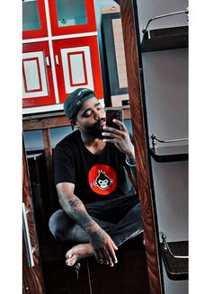Ron - Male escort in Gurgaon Photo 4 of 5